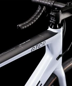 Fahrräder Cube Attain GTC Race Frostwhite´n´carbon -Fahrräder Verkäufe 2022 577200 d1